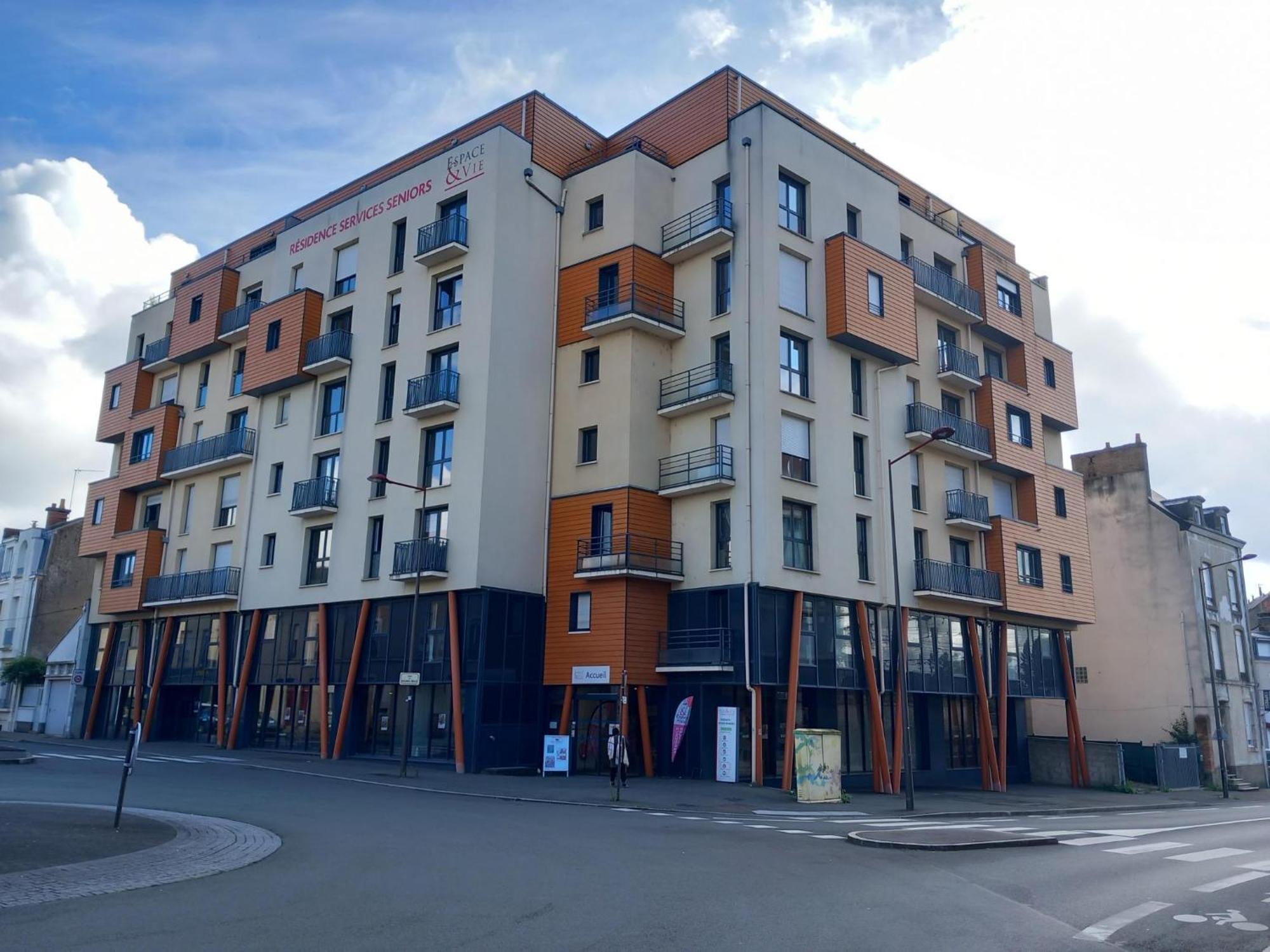Residence Services Seniors Espace Et Vie Le Mans Dış mekan fotoğraf