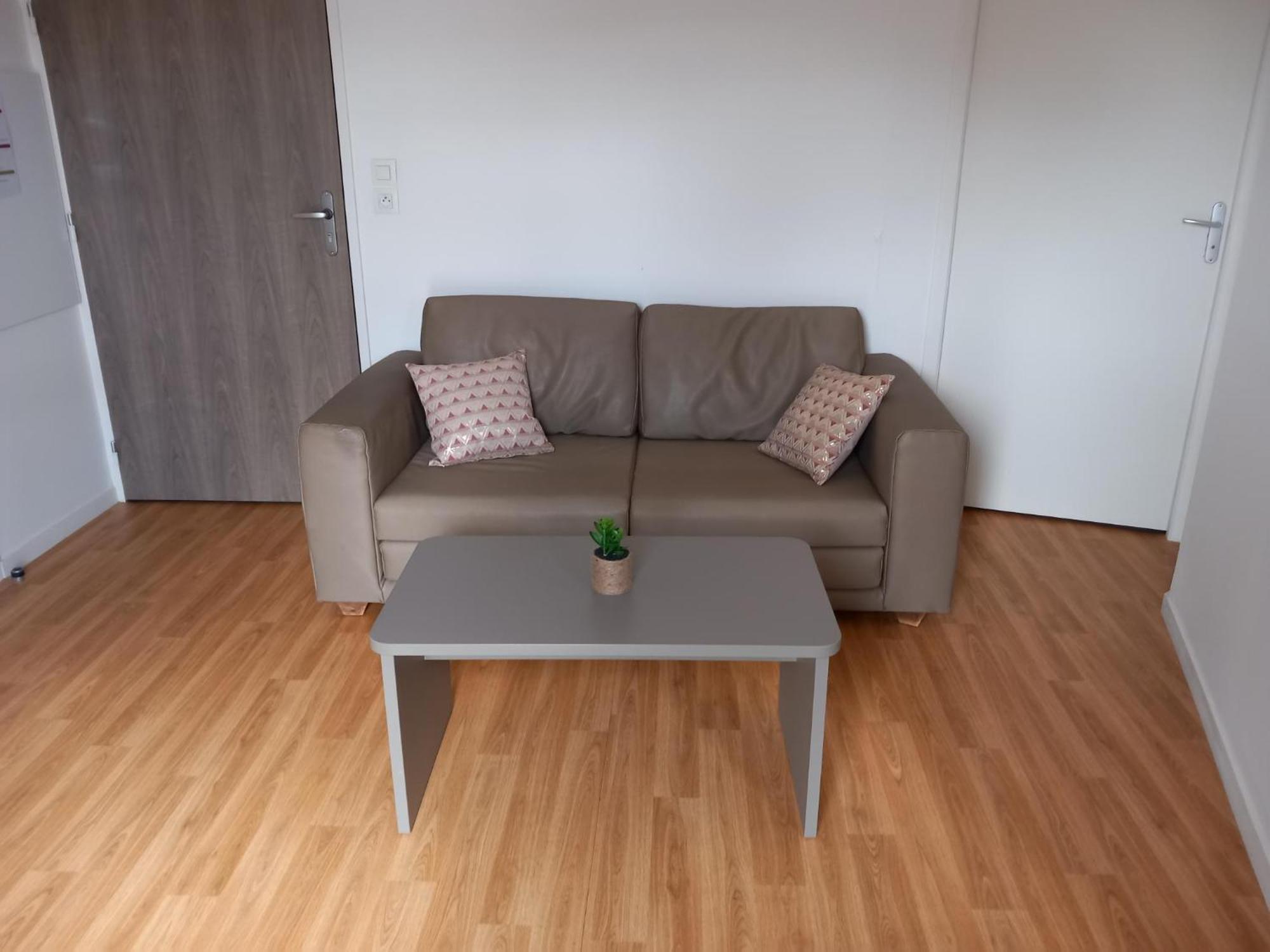 Residence Services Seniors Espace Et Vie Le Mans Dış mekan fotoğraf
